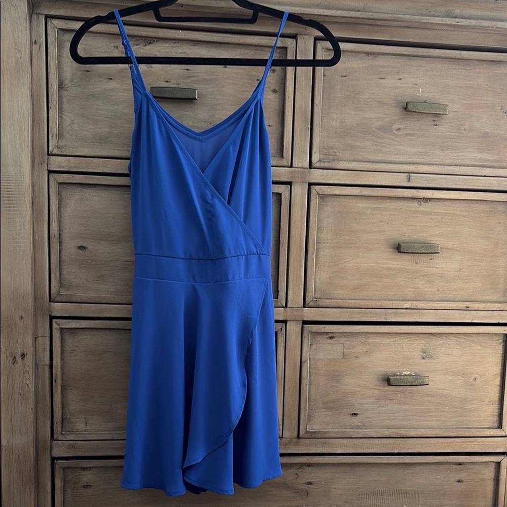 Elegant Blue Spaghetti Strap Dress